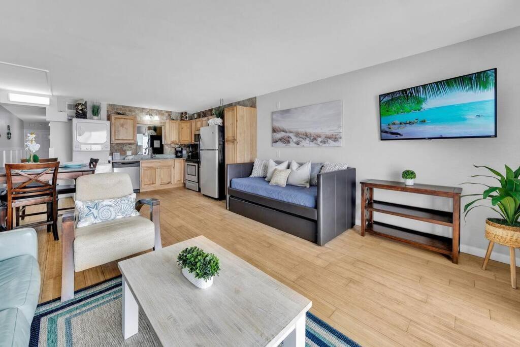 Oceanfront #629 At Summit Appartement